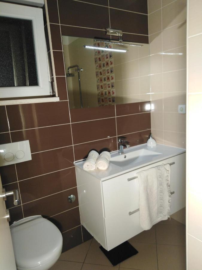 Apartman Visic 1692 Kastela Exterior photo